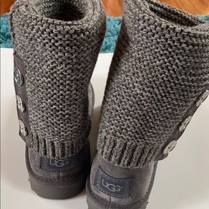 Gray Ugg boots New without box see photos